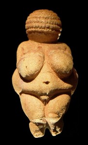 An 11.1 centimetre high statuette of a female figure.